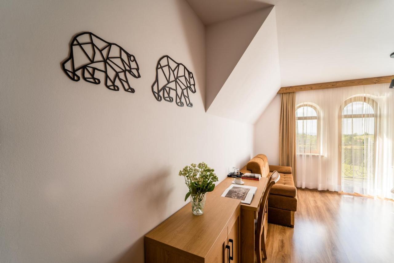 Miodowy Dworek Bukowina Tatrzańska Buitenkant foto
